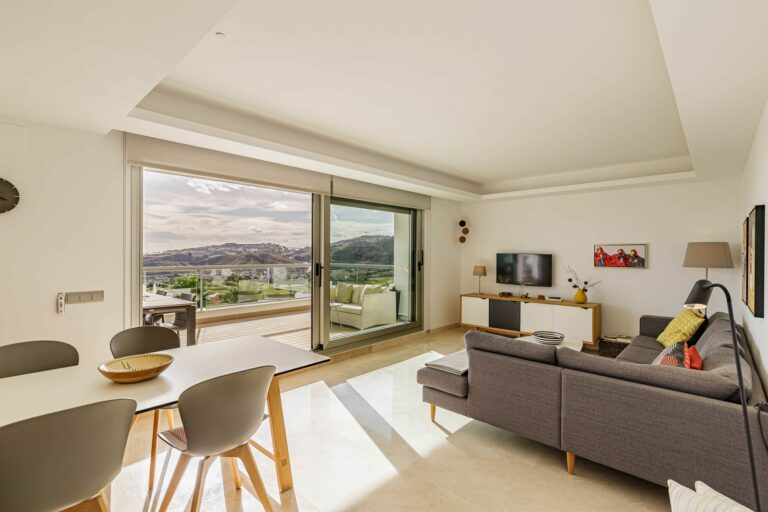 ea46f0c3bd7898a4b41f2f7d2027244c - 3