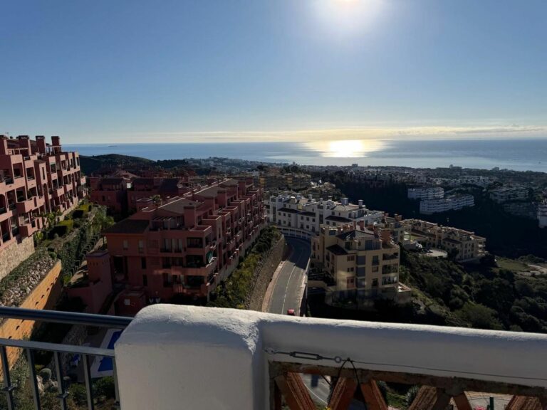 ea4e669b13bddd4085d8147b6aa6d896 - 2