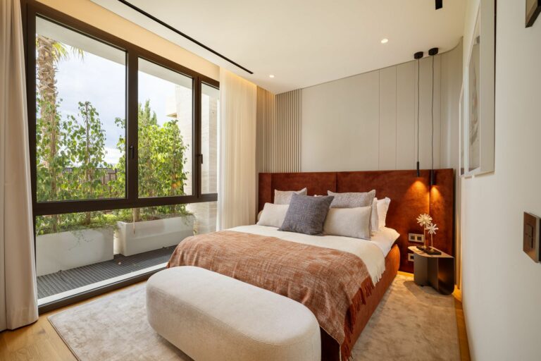 eaadfac84d35cb2a13f4c005e0c488a2 - 13