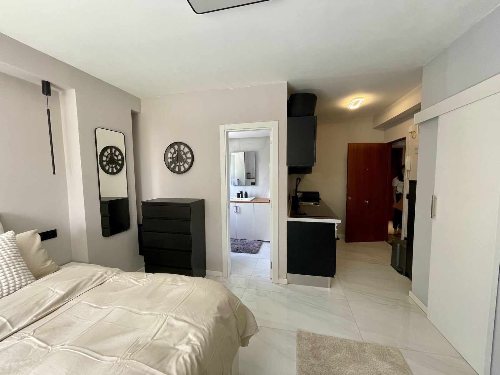 eabc536d19d3746862a119140959821a - 11