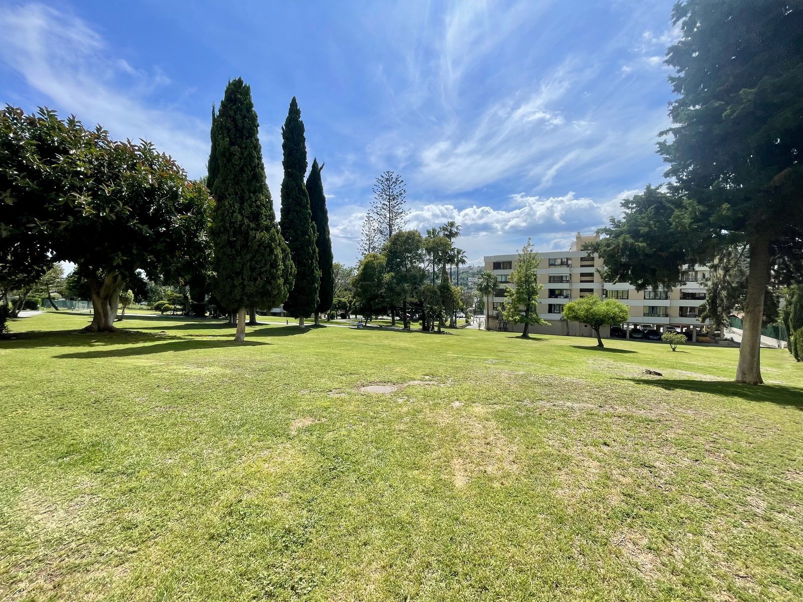 eabc536d19d3746862a119140959821a - 15