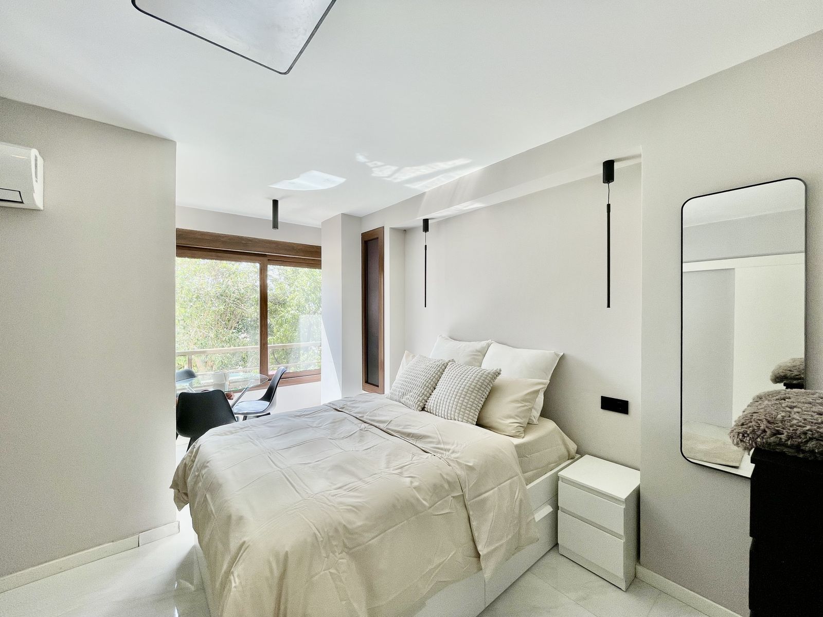 eabc536d19d3746862a119140959821a - 2