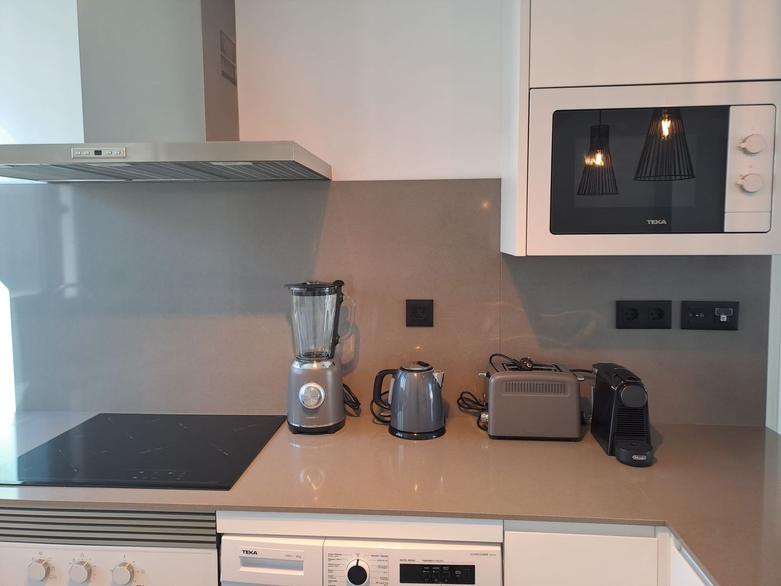 ebe23c0121b9ee9758b9914255d5026e - 7