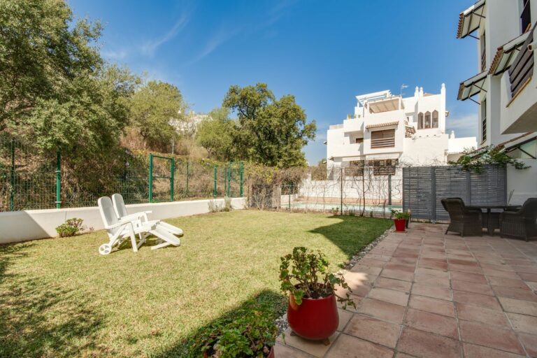 ec0ad6f475a3ad9a2f39c60ff3cbac28 - 2