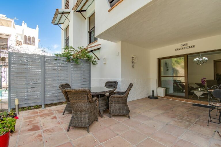 ec0ad6f475a3ad9a2f39c60ff3cbac28 - 9