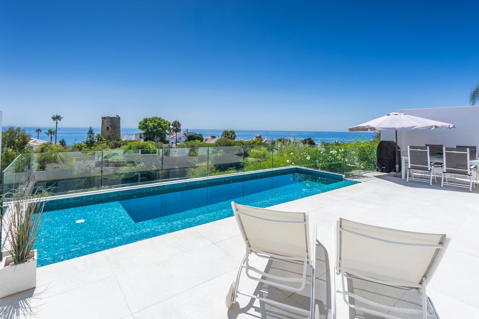 ec78df6905331e2fb8967c913d588351 - 2