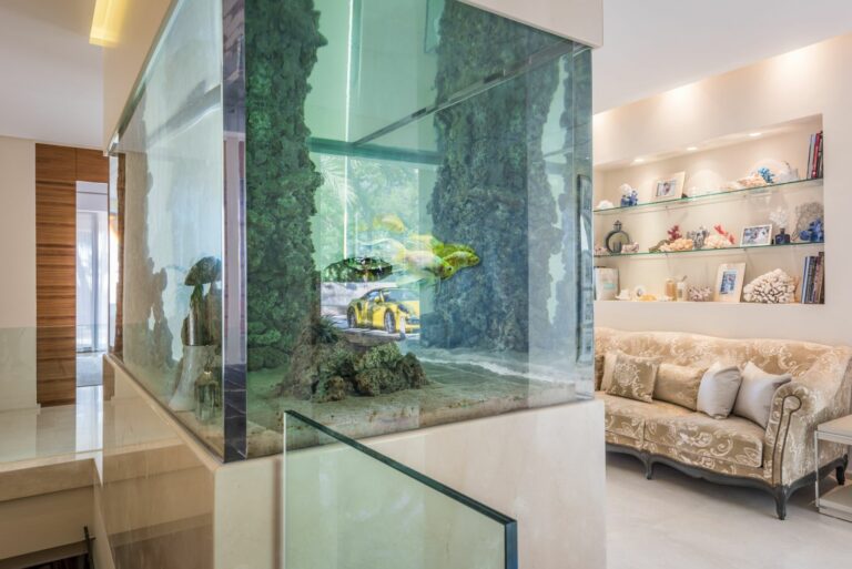 ecbb637cb858ad36654c656ad06bbe94 - 16