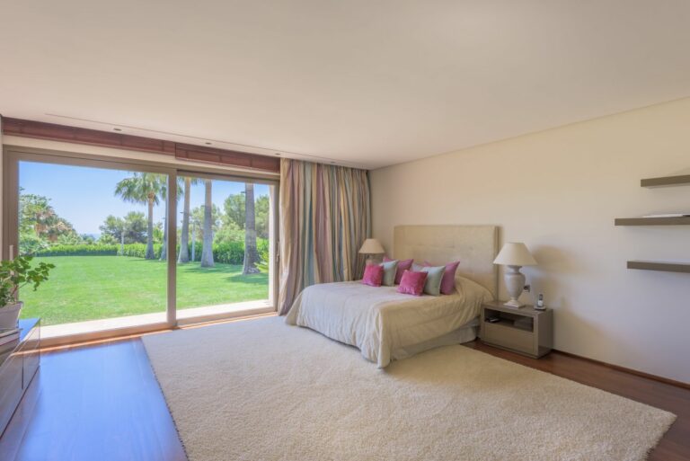 ecbb637cb858ad36654c656ad06bbe94 - 9