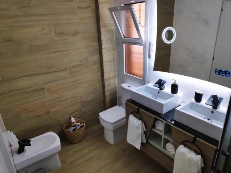 ed35238cf5da9a1373398a6d8a9cb765 - 5