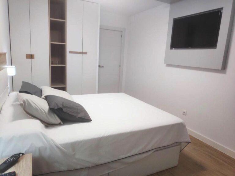 ed35238cf5da9a1373398a6d8a9cb765 - 6