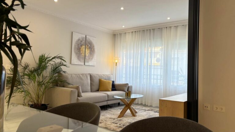 ee025fdd194abadeb4ad11c2f8c920fe - 11