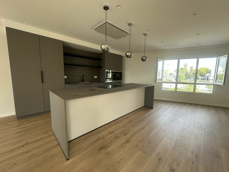 ee376af987ac4720623556c1051082cc - 1