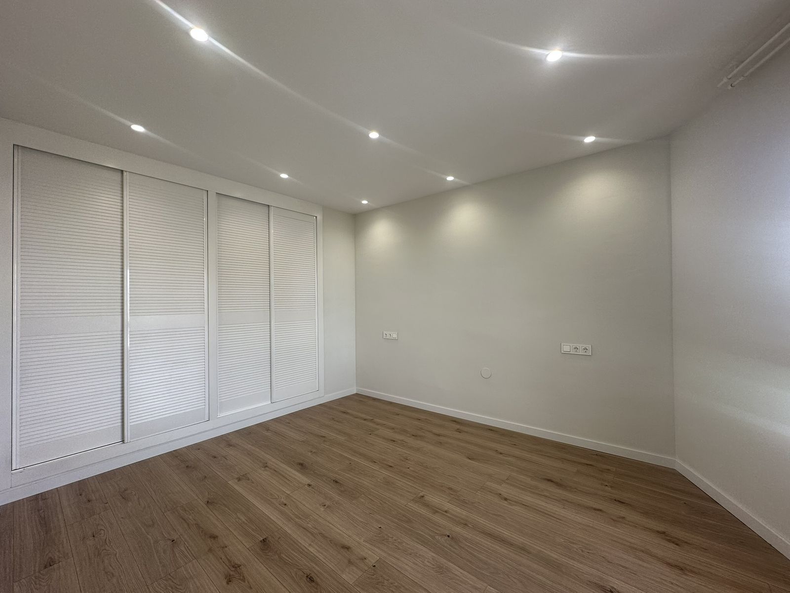 ee376af987ac4720623556c1051082cc - 12