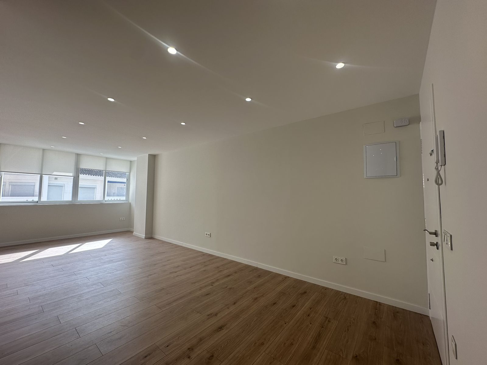 ee376af987ac4720623556c1051082cc - 14