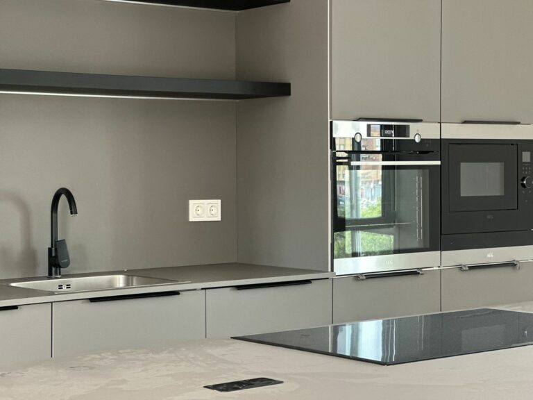 ee376af987ac4720623556c1051082cc - 2