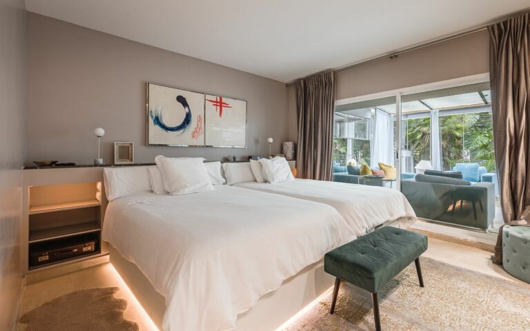 ef4f71c2d3784df43fa51e59267b2fca - 14