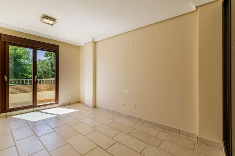 efea0cd284f279cd2f89c0cdc3ee5624 - 7