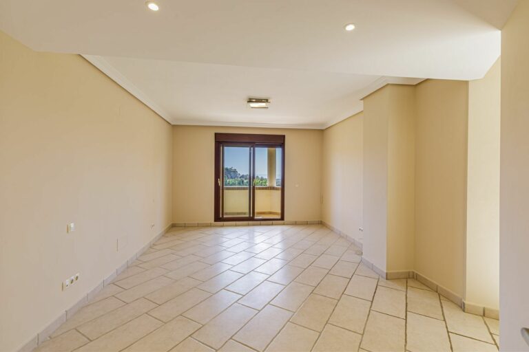 efea0cd284f279cd2f89c0cdc3ee5624 - 9