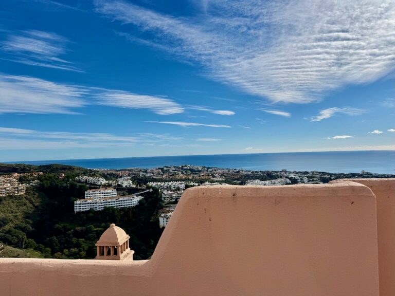 f0a85c35d6e89a1d9b160bc30979fcaf - 14