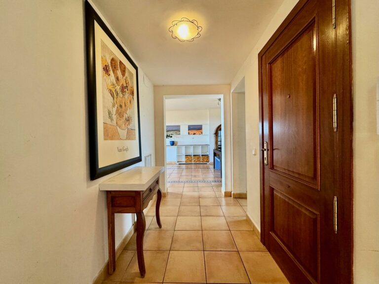 f0a85c35d6e89a1d9b160bc30979fcaf - 6