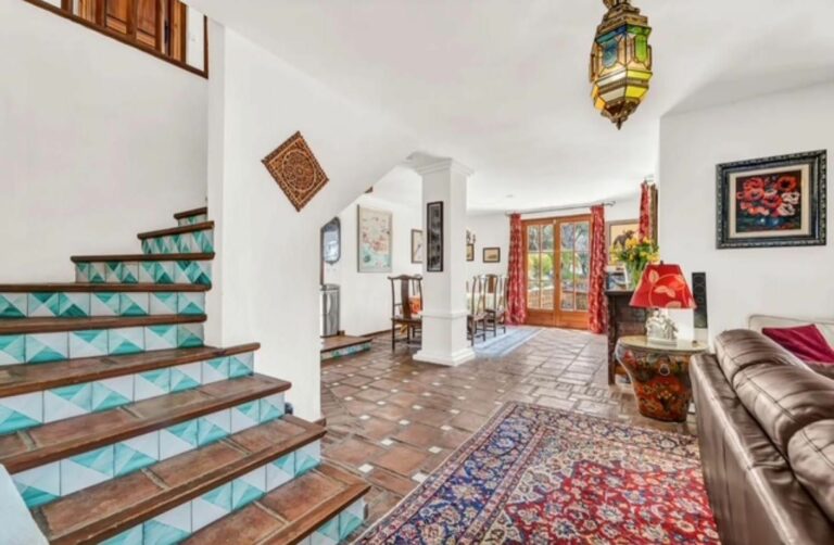 f1e37a70901b2f1a625a4ee01da05c65 - 5