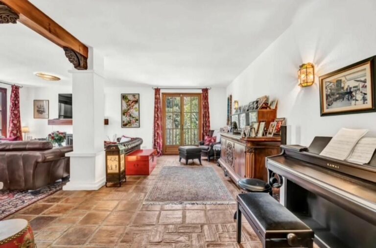 f1e37a70901b2f1a625a4ee01da05c65 - 6