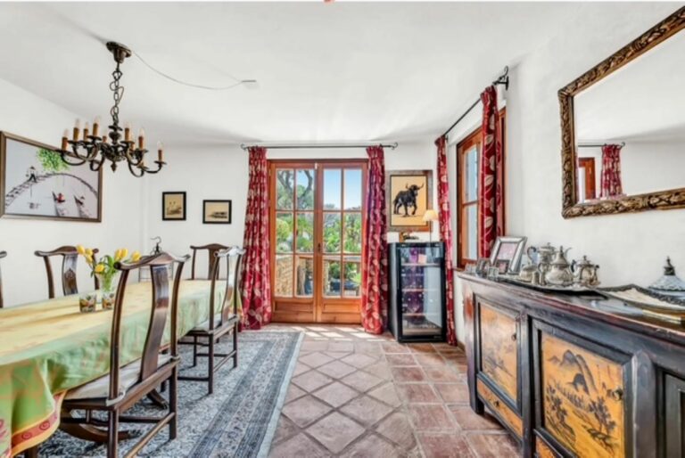 f1e37a70901b2f1a625a4ee01da05c65 - 8