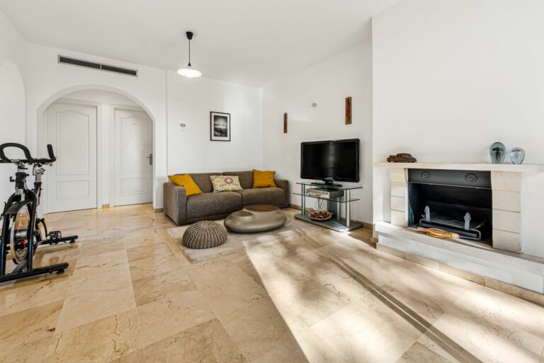 f22f9ed1b1aec655b4c8bca4afdd3239 - 9