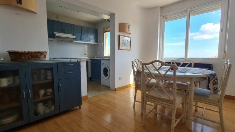 f276b2eb31f0e84719804de2be692486 - 14