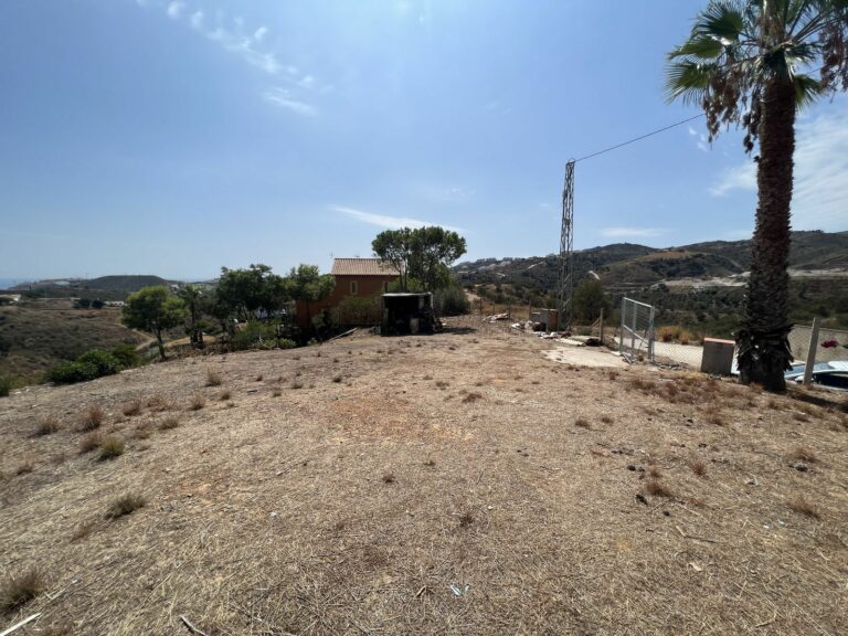 f2c29dc3c1ead13473d4de23e478472b - 13