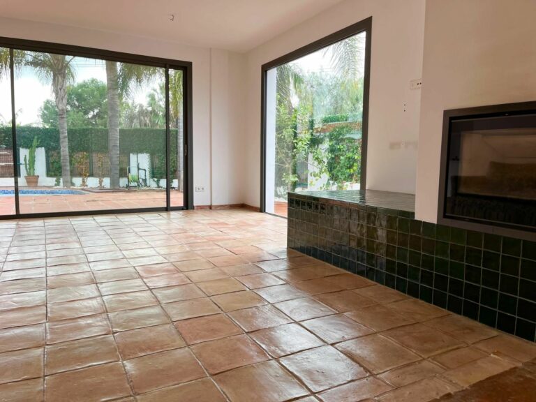 f2fc9966639bf33fc0169717d73461a6 - 2