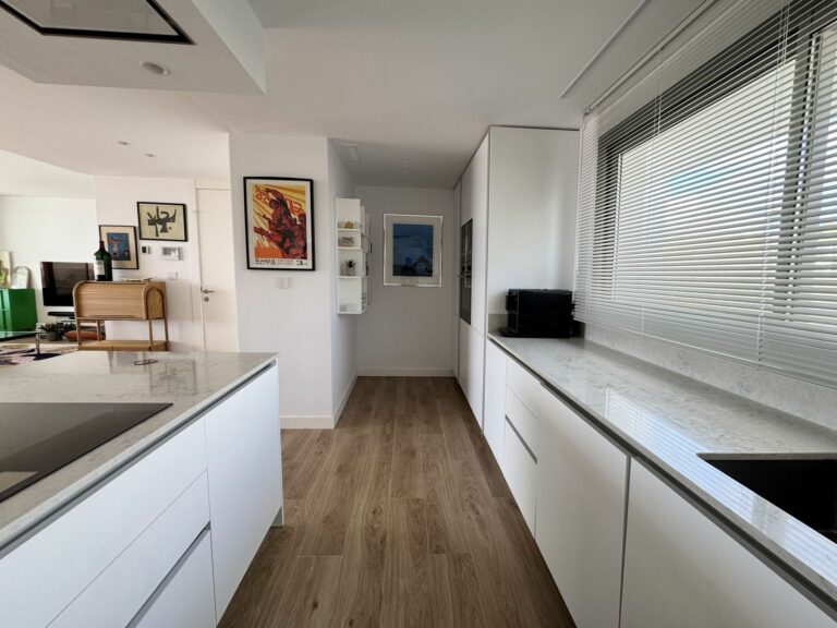 f3b3d5817293c71b4674e7a57e50f08e - 11