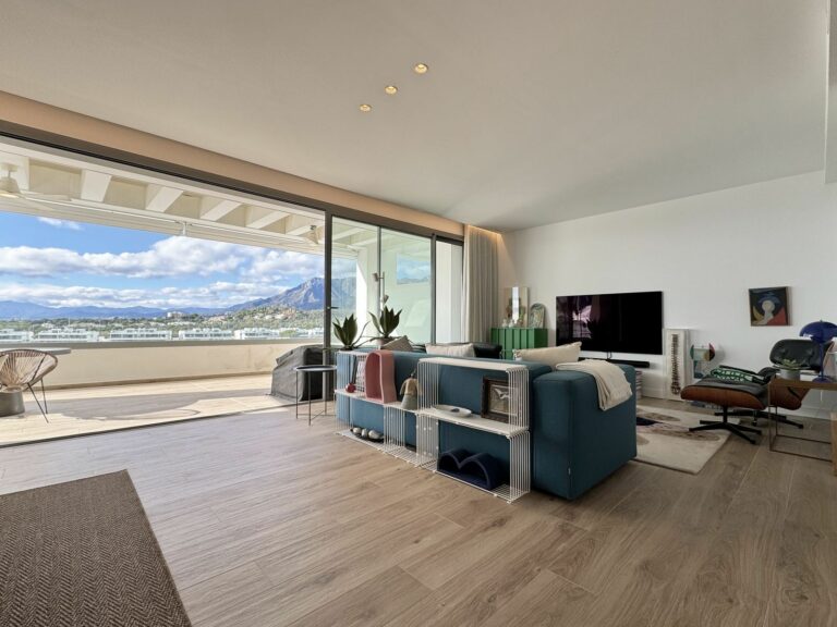 f3b3d5817293c71b4674e7a57e50f08e - 7