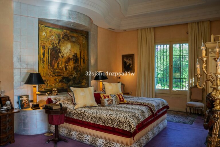 f3bb1e631be24545e573b949efd1c131 - 12