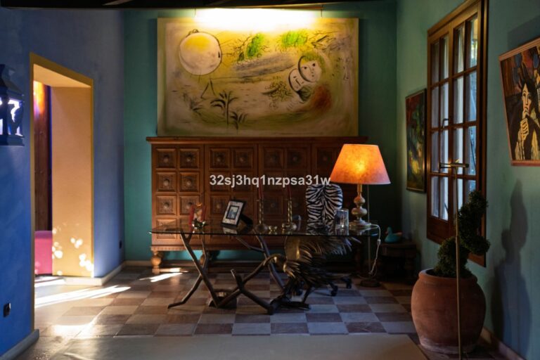 f3bb1e631be24545e573b949efd1c131 - 15