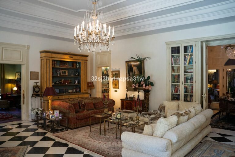 f3bb1e631be24545e573b949efd1c131 - 9