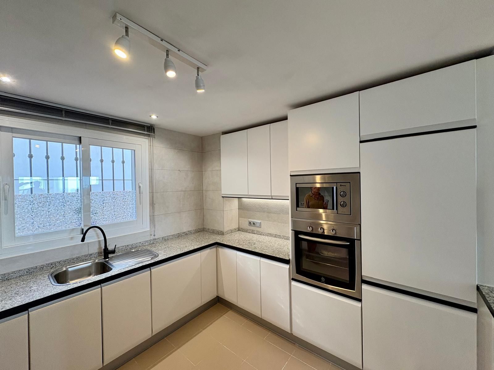 f480a922743cce066302b7dbb87d5520 - 13