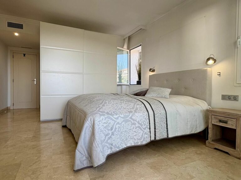 f480a922743cce066302b7dbb87d5520 - 16