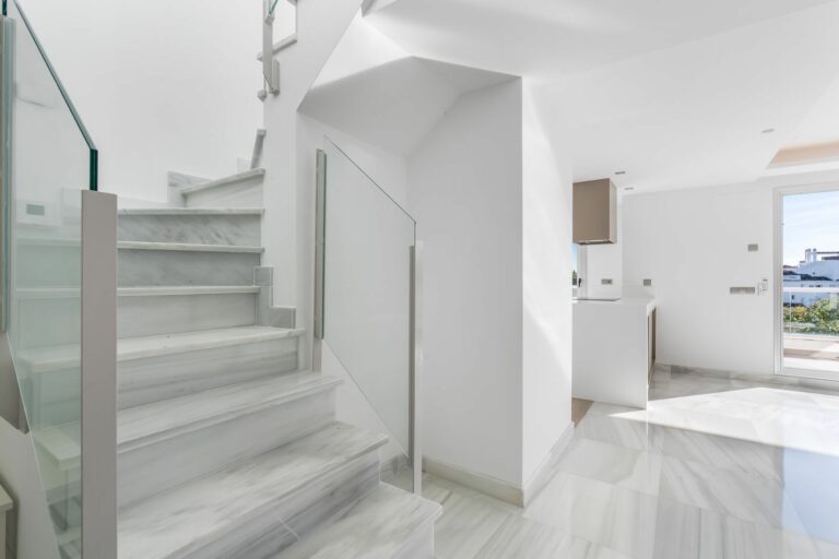 f80b73b3c7825c49d78965ed3cdf9afd - 8