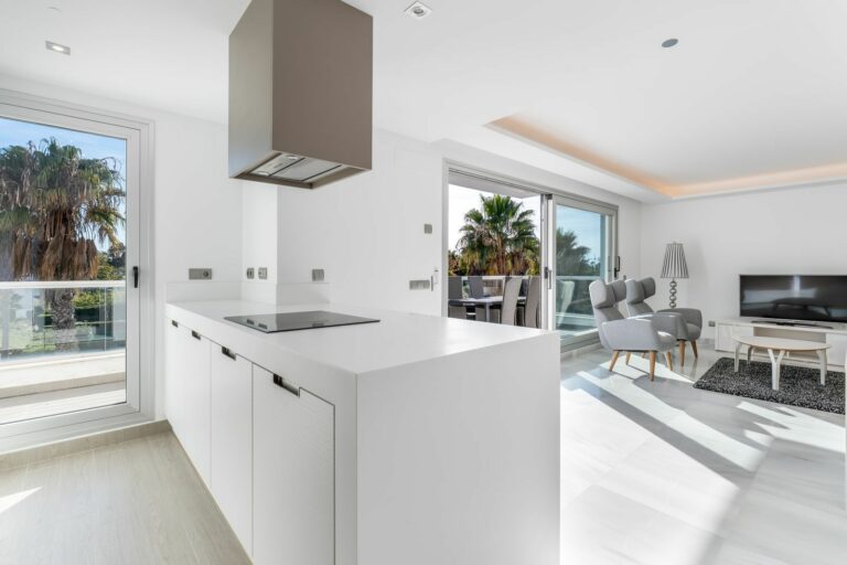 f80b73b3c7825c49d78965ed3cdf9afd - 9