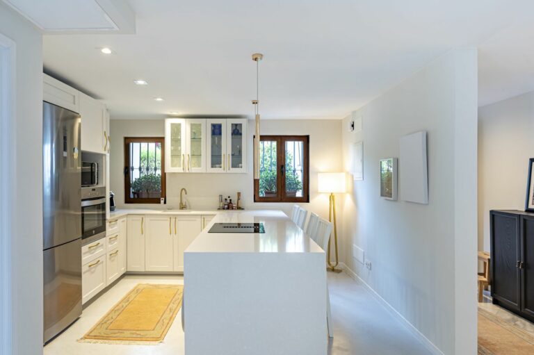 f80d28ef9315224a968e2a2462189f1b - 7