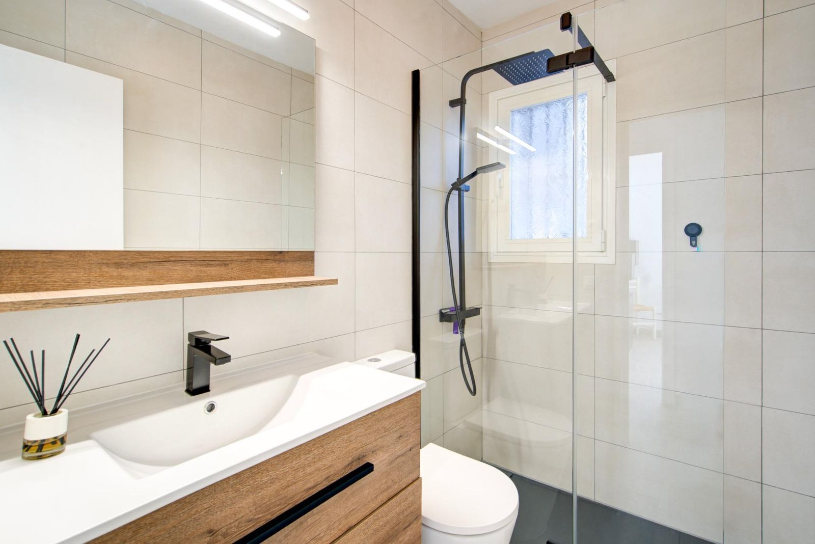 f83b3ef4b5ed36e8b0d5196f0efc2fd2 - 12