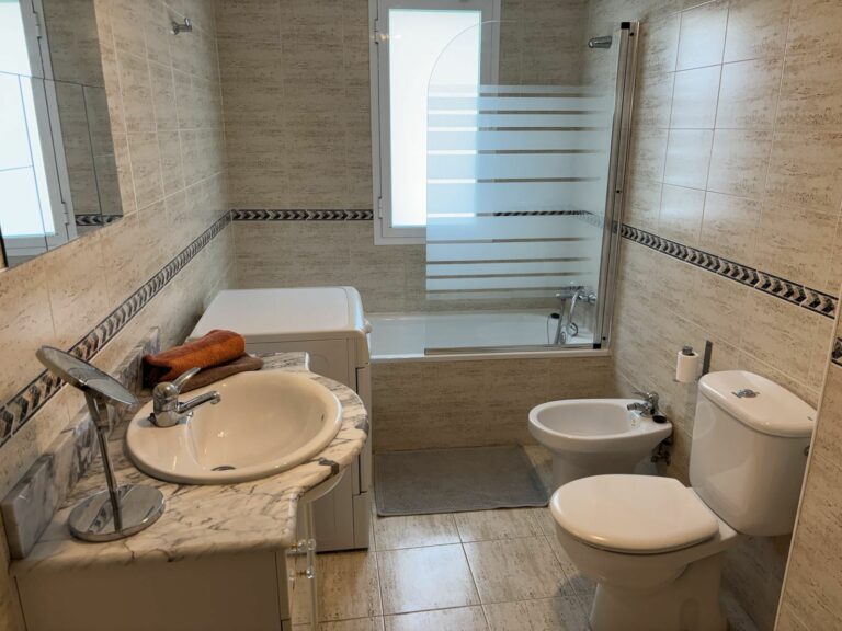 f98aedd6bb24188d08c176d29c3af6e5 - 14