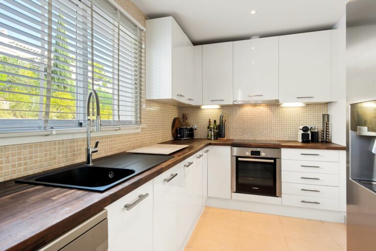 f9ba167aff3d161f2646a22bc7369105 - 16