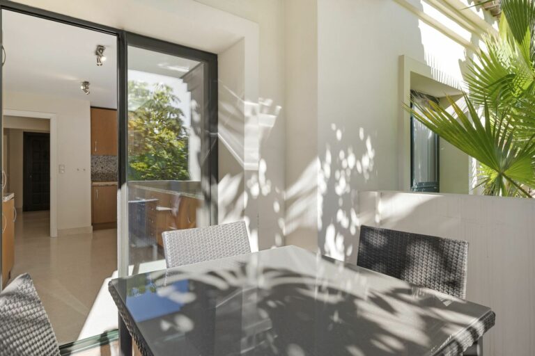 fa135b10fb433e473ef9a0dc1f28e016 - 11