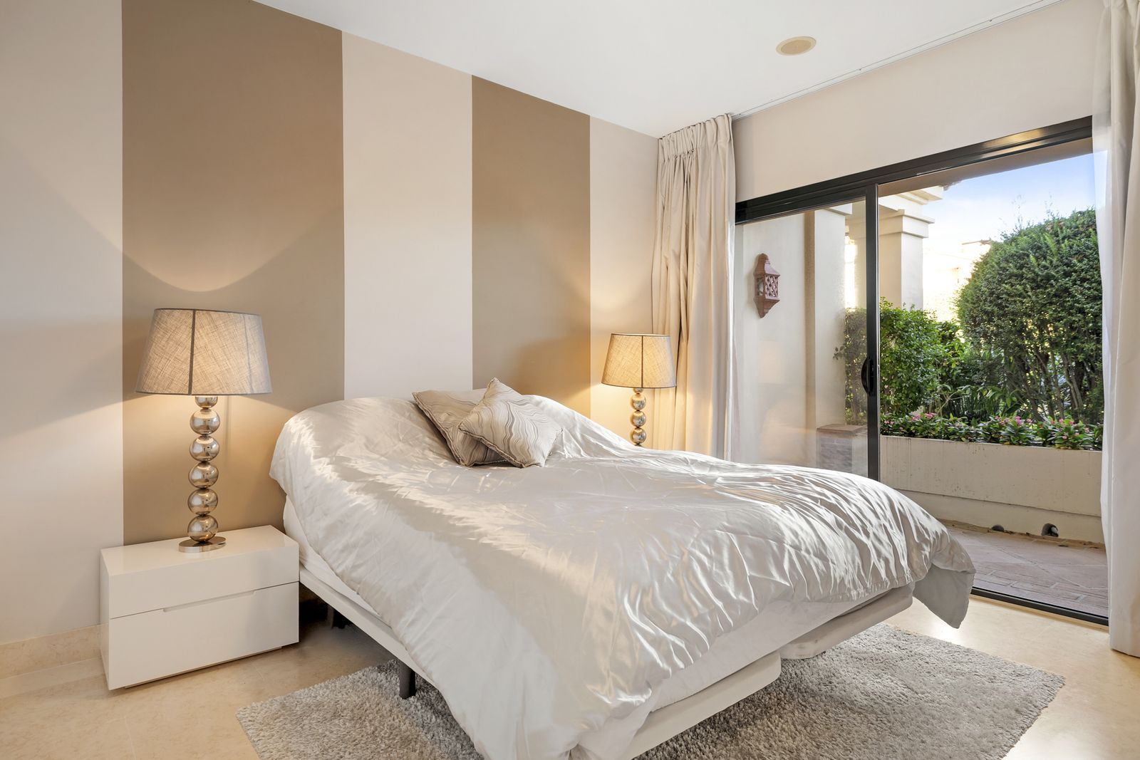 fa135b10fb433e473ef9a0dc1f28e016 - 14