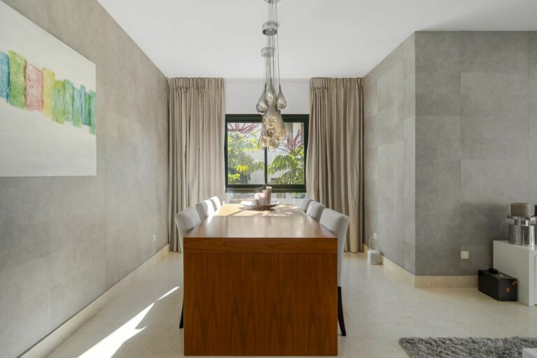 fa135b10fb433e473ef9a0dc1f28e016 - 3