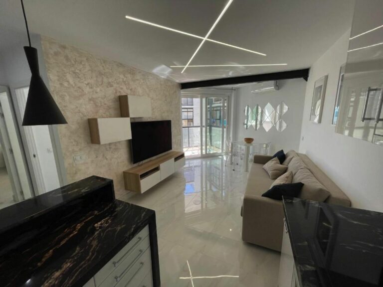 fc92fbb60051eb664697ab937a2b78e7 - 2