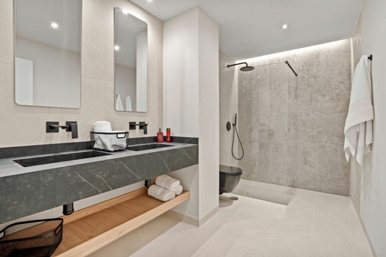 fdc404932b17f9e18d4d2988e5197d5e - 10