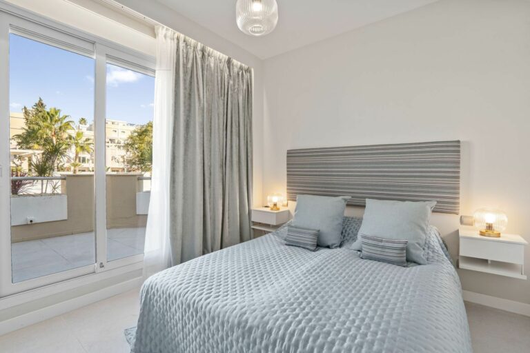 fdc404932b17f9e18d4d2988e5197d5e - 15